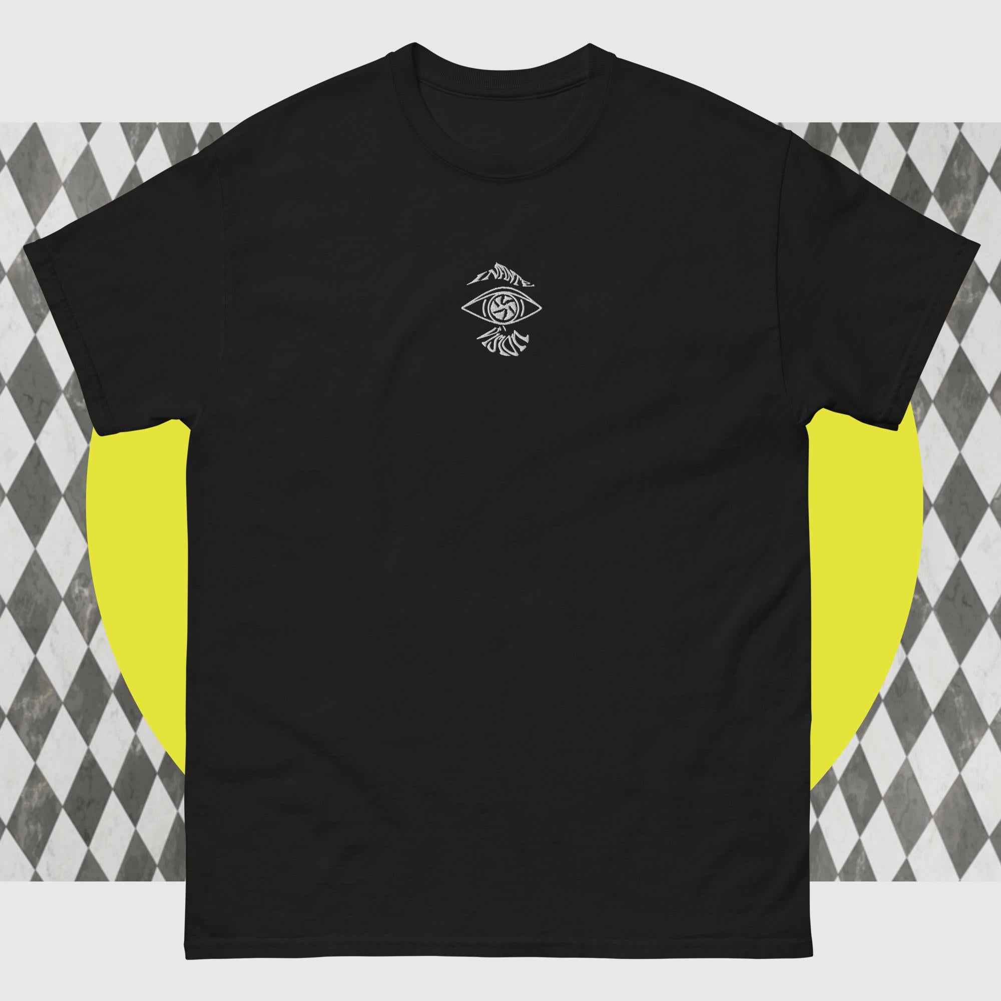 IV  classic tee