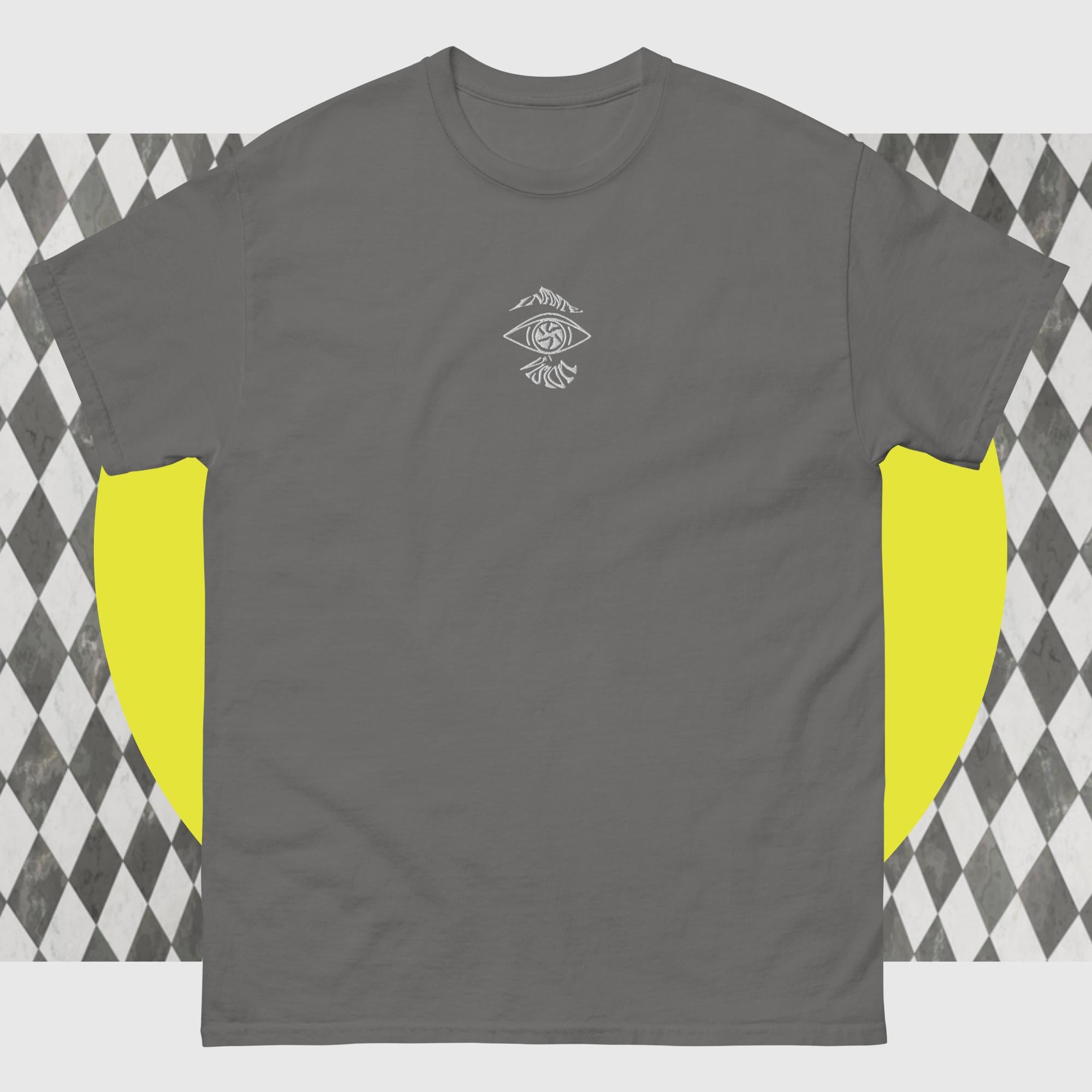 IV  classic tee